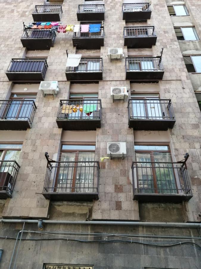 Dublex Apartment In Yerevan Komitas D1 מראה חיצוני תמונה