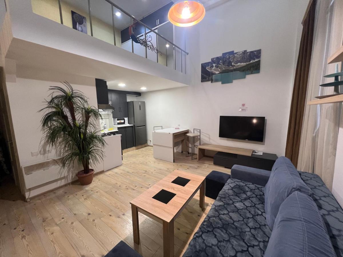 Dublex Apartment In Yerevan Komitas D1 מראה חיצוני תמונה